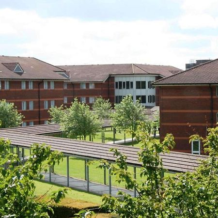 Hotel Yarnfield Park Training And Conference Centre Stone  Exterior foto