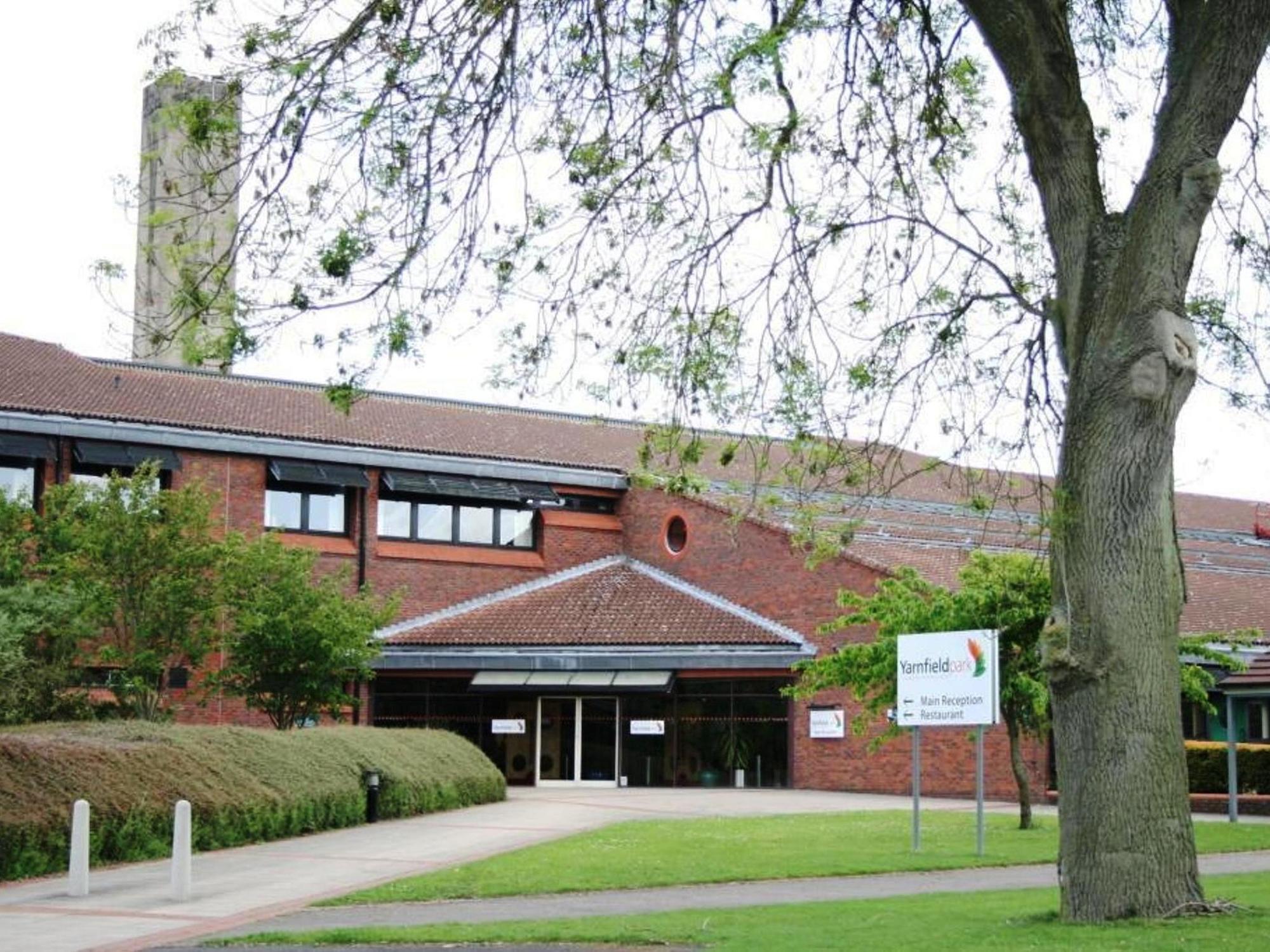 Hotel Yarnfield Park Training And Conference Centre Stone  Exterior foto