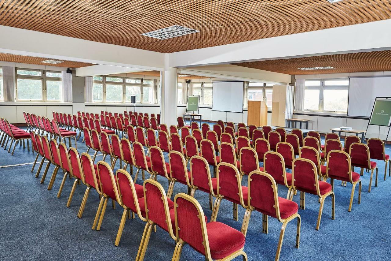 Hotel Yarnfield Park Training And Conference Centre Stone  Exterior foto